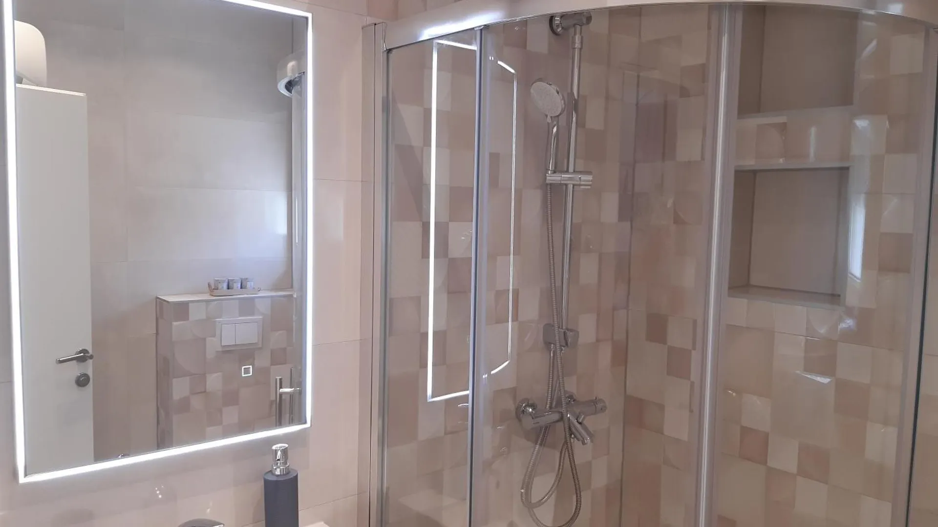 Apartmani Josipa Trogir 0*,